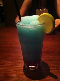 Blue Virgin cocteleando, Blue Virgin recetaran, Blue Virgin coctelean