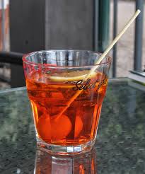 Three-Thirds cocteleando beben, Three Thirds cocteleando, Three Thirds recetaremos