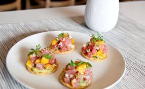 Tostadas de atún con mango, Tostadas mango y atun, tostadas de mangos y atun 
