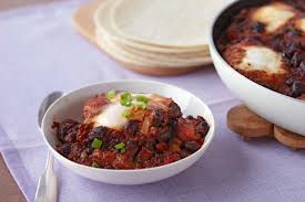 Huevos frijoles elaborar,Huevos ahogados frijoles,Huevos ahogados salsa