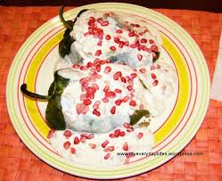Chiles Nogada preparar, Chiles Nogada receta, Chiles Nogada Philadelphia