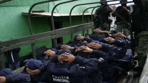 En 5 años detuvieron policías, Extorsión abuso de autoridad, vínculos entre la policía y narcos