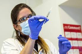 vacunas experimentales contra ébola, respuesta inmune 20 voluntarios, vacuna llamada ChAd3