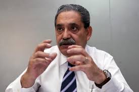 Implementación de la Ley Antilavado, Unidad de Inteligencia Financiera, órdenes de aprehensión contra directivos