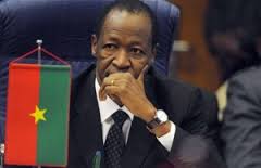 Renunció Burkina Faso, Renuncia presidente Burkina Faso, Blaise Compaoré renuncia