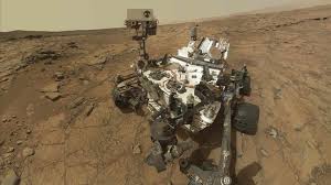 curiosity llego a marte, robot encuentra marte, robot en lago de marte