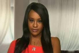 bobbi kristina en choque, bobbi kristina accidente automovilístico, bobbi en choque automovilistico