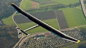 avion solar inicia viaje, avion solar comienza viaje, avion solar viaje mundial