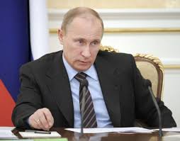 Putin defiende armamentista, Putin a favor armamentista, Putin favor armamentista